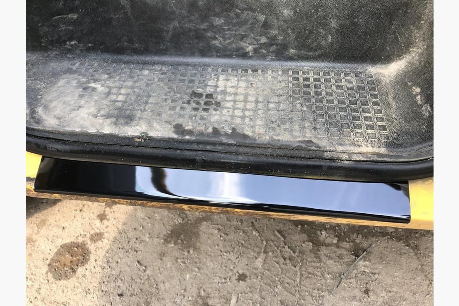 Volkswagen T4 Transporter 1990-2003 Seuils de porte ABS (2 pcs) Image