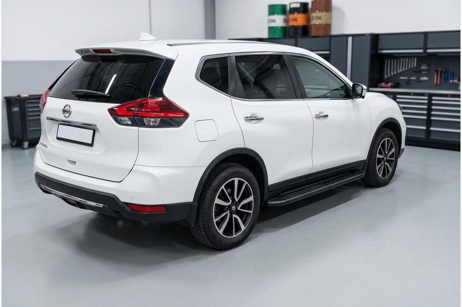 Nissan X-trail T32/Rogue 2014-2021 Marchepieds Latéraux Bosphorus Black (2 pcs, Aluminium) Image