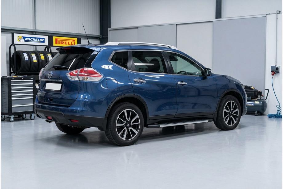Nissan X-trail T32/Rogue 2014-2021 Marchepieds Latéraux Duru (2 pcs, Aluminium) Image