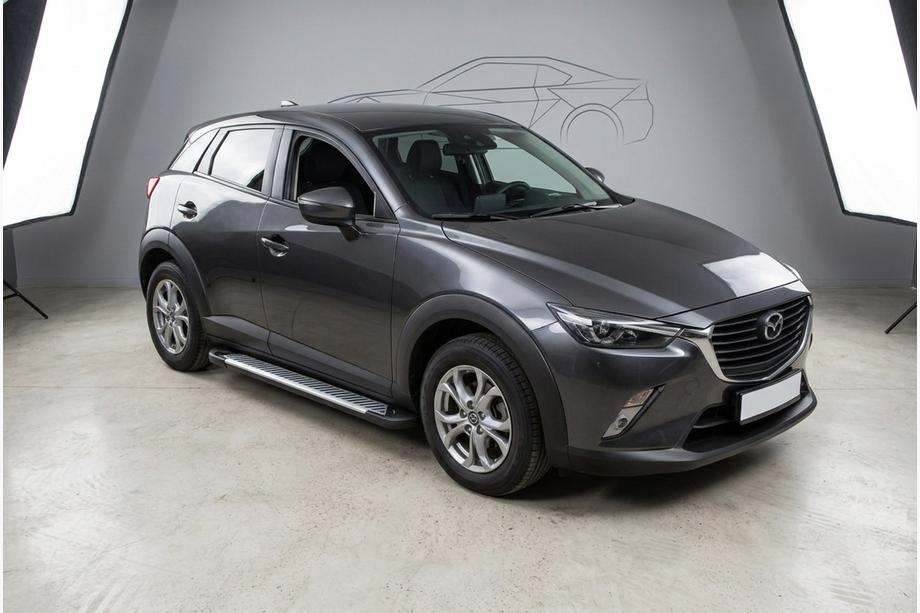 Mazda CX-3 2015- Marchepieds Latéraux Line (2 pcs, Aluminium) Image