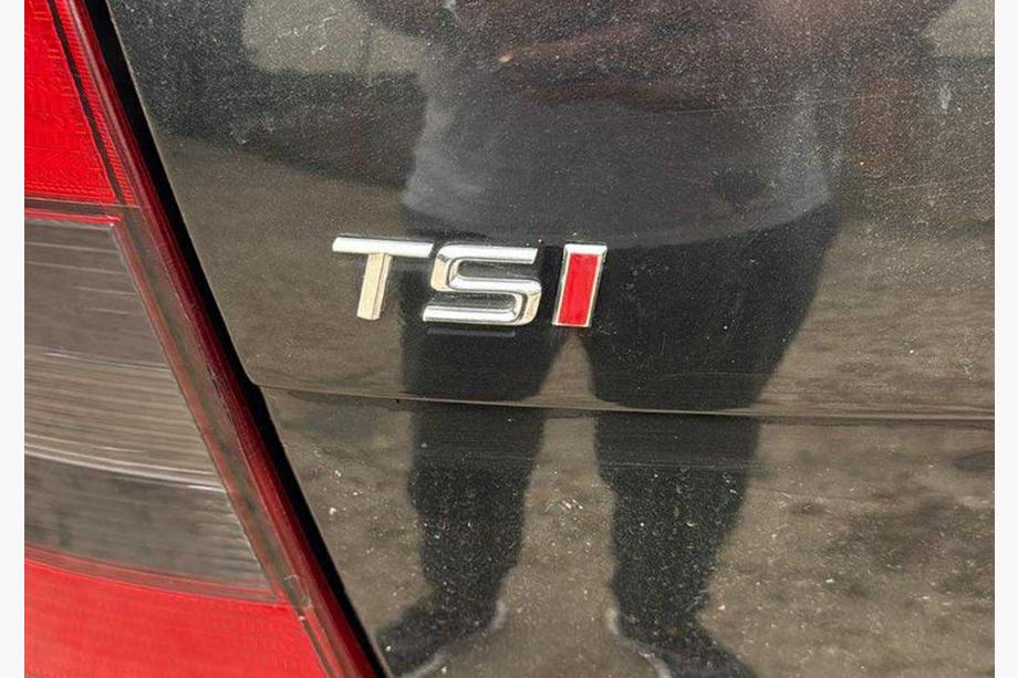 Volkswagen Scirocco 2008-2017 Inscription TSI (style origine) TS Chrome, I Rouge Image
