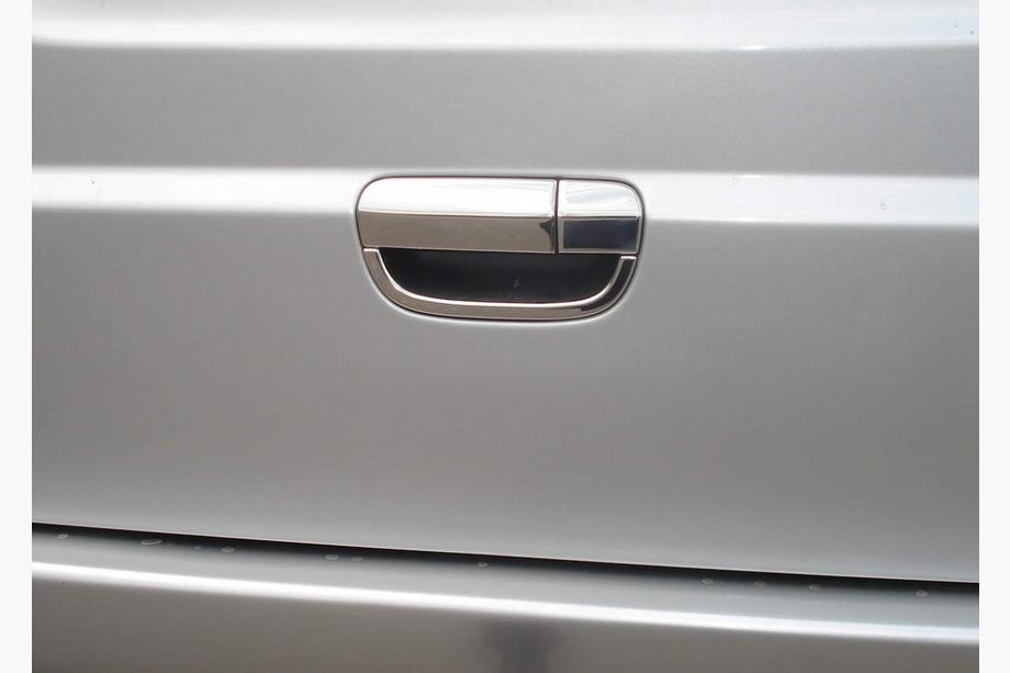 Mercedes Viano 2004-2014 Cache poignée de porte arrière en acier inoxydable OmsaLine - Inox Italien Photo 1