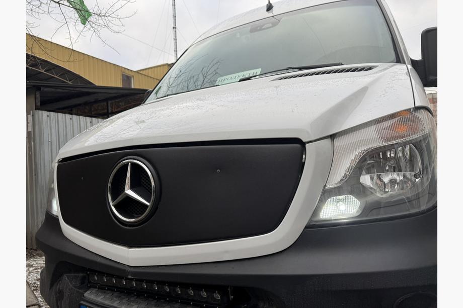 Mercedes Sprinter W906 2006–2018 Cache calandre hiver V1 (2013↗) Brillant Photo 3