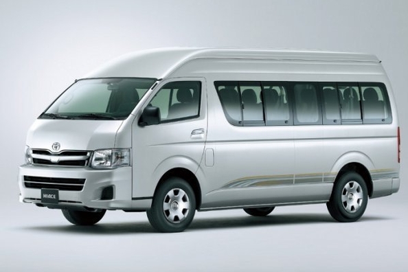 Lexamen dun minibus Toyota Hiace