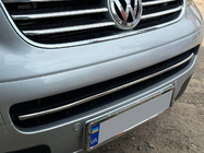Volkswagen T5 Caravelle 2004-2010 Enjoliveur de calandre de pare-chocs (inox) photo 1