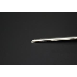 Baguette chromée au-dessus de la plaque d'immatriculation (inox) photo 3