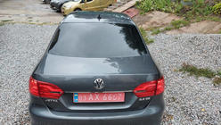 Volkswagen Jetta 2011-2018 Baguette chromée au-dessus de la plaque OmsaLine (inox) Chrome photo 3