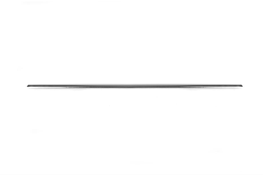 Volkswagen Jetta 2011-2018 Baguette chromée au-dessus de la plaque OmsaLine (inox) Chrome Noir Photo 5