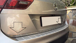 Volkswagen Tiguan 2016-2023 Baguette de coffre inox Carmos - Acier Inoxydable Turc photo 5