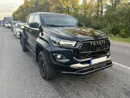 Toyota Hilux 2015- Barre avant double Vegas (2015-2020, noir, 76mm) photo 5