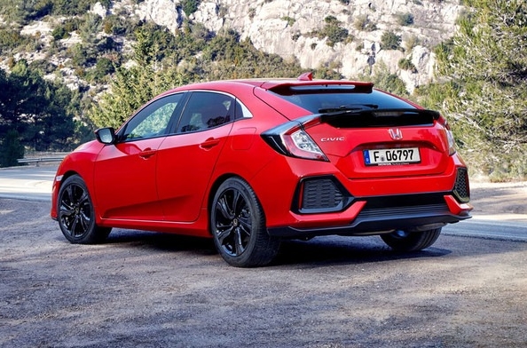 La familiarité avec la Honda Civic de la dixième génération Photo 4