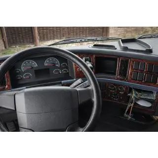 Habillages de tableau de bord 2002-2008 (imitation bois) Volvo FH 1993-2012 photo 1