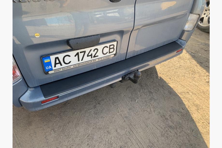 Opel Vivaro 2001–2015 Protection de pare-chocs arrière DDU (ABS) Photo 9