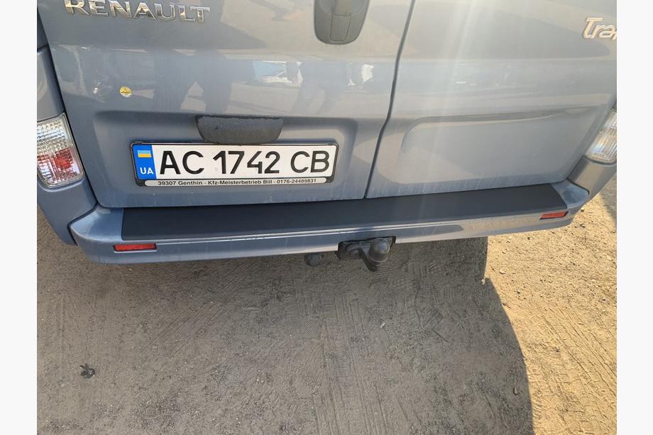 Opel Vivaro 2001–2015 Protection de pare-chocs arrière DDU (ABS) Photo 10