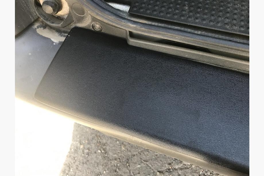 Opel Vivaro 2001–2015 Protection de pare-chocs arrière DDU (ABS) Photo 7