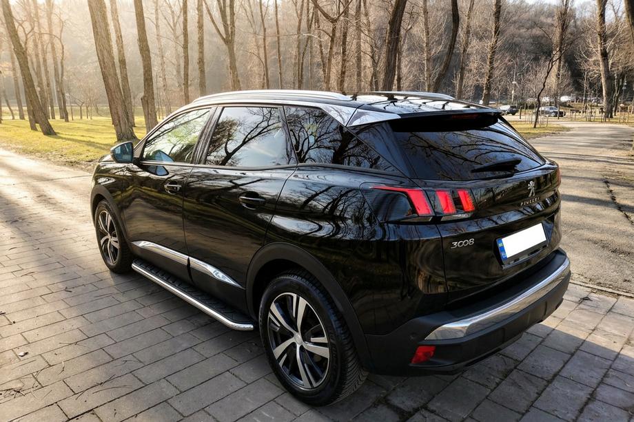 Peugeot 3008 2016-2023 Marchepieds Latéraux Maydos V1 (2 pcs, Aluminium & Inox) Image