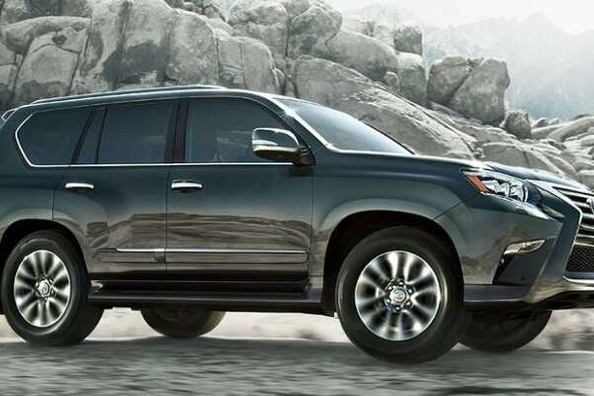 La brutalité et la sophistication dans la nouvelle jeep Lexus GX 460 Photo 2