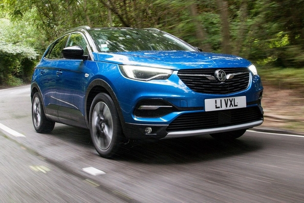 Vauxhall publiera un nouveau crossover Grandland X Sport