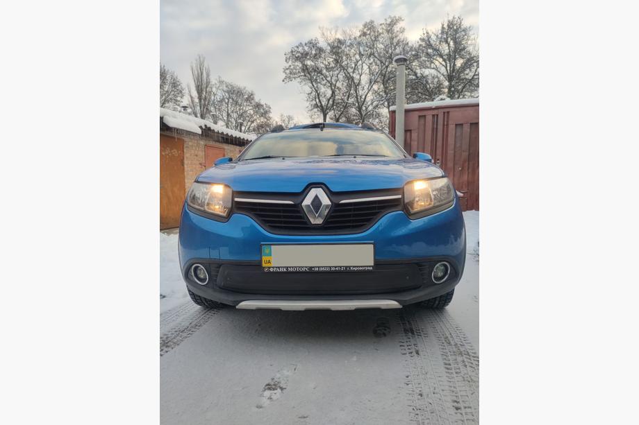 Renault Logan MCV 2013-2022 Cache calandre inférieur hiver (2013-2015) Mat Photo 5