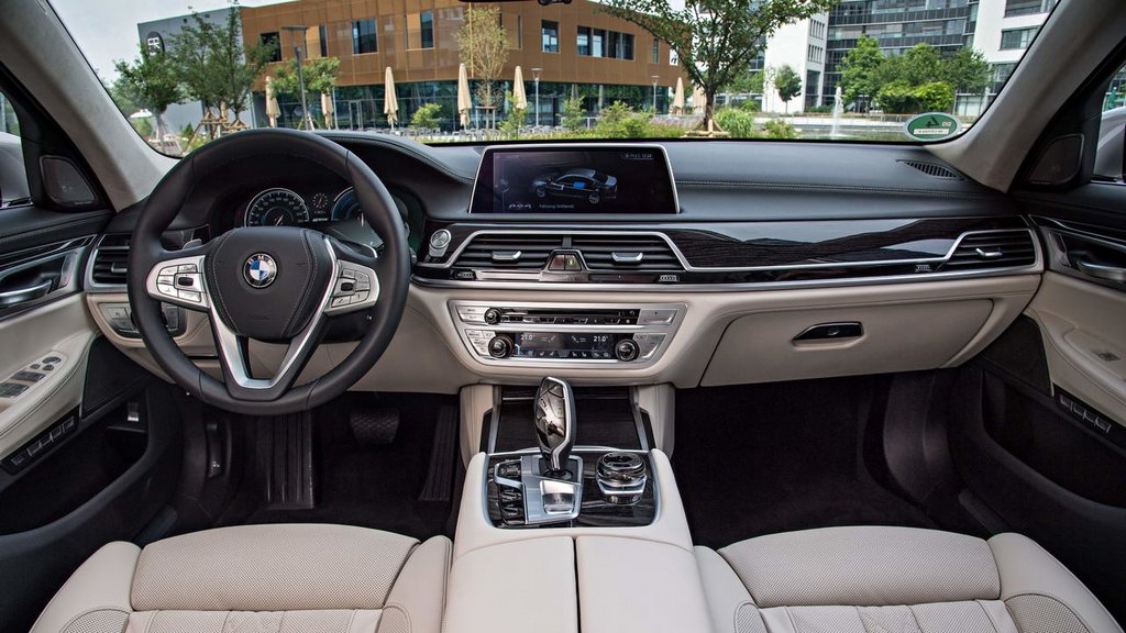 BMW compléter le septième d’une série de modèles hybrides