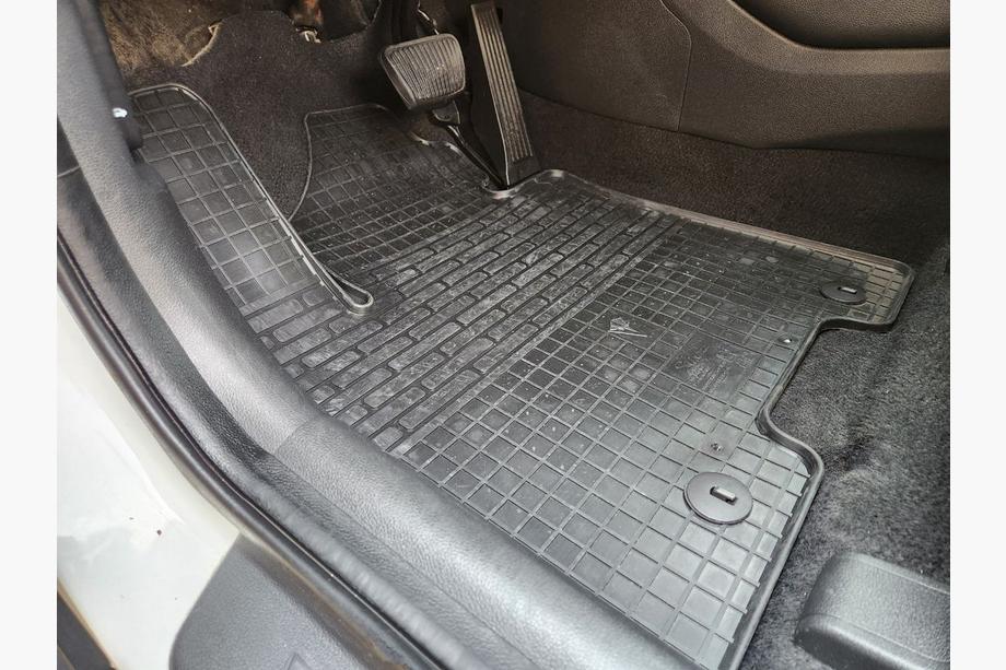 Hyundai Tucson TL 2016-2021 Tapis en caoutchouc Type-1 (4 pcs, Stingray Premium) Image