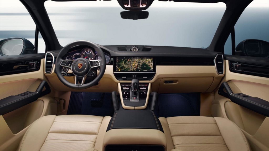 Examen de croisement Porsche Cayenne année de modèle 2018