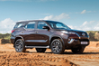 Présentation de 7 places, suv Toyota Fortuner photo 3
