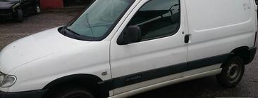 Peugeot Partner 1996-2008 Extensions d'ailes en plastique (4 pcs, noires) photo 3