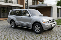 Mitsubishi Pajero Wagon III 1999-2006 Marchepieds Latéraux Maydos V1 (2 pcs, Aluminium & Inox) photo 1