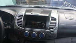 Mitsubishi L200 2006-2015 Kit de garnitures de tableau de bord (11 pièces) photo 6