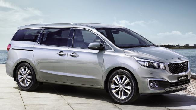 Aperçu de la mini-fourgonnette KIA Carnival