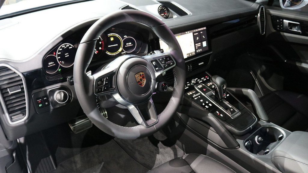 Où se produisent une Porsche?