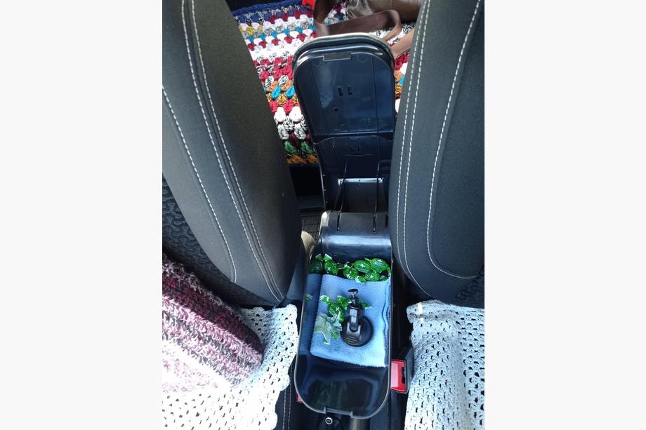 Citroen C-3 2009–2016 Accoudoir (avec adaptateur en plastique pour porte-gobelet) Photo 13