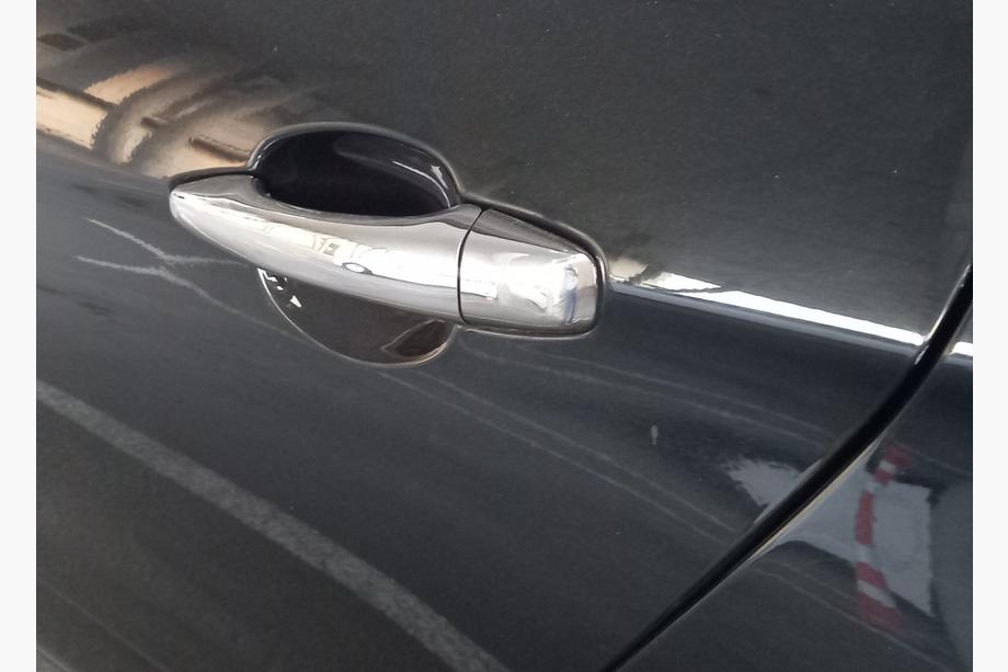 Citroen C-4 2010-2018 Couvre-poignées Chromés (4 pcs, Acier Inoxydable) Image