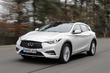 Examen de la prime de la berline Infiniti Q30 photo 4