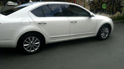 Skoda Octavia III A7 2013-2019 Ensemble complet d'encadrements de vitres inox (10 pièces) photo 3