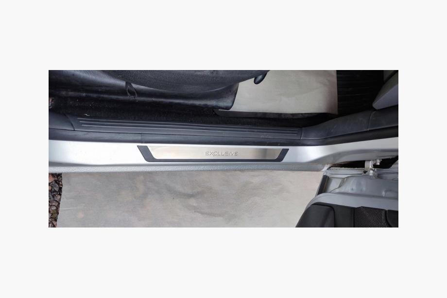 Ford Focus I 1998-2005 Seuils de porte Flexill (4pcs) Sport Image
