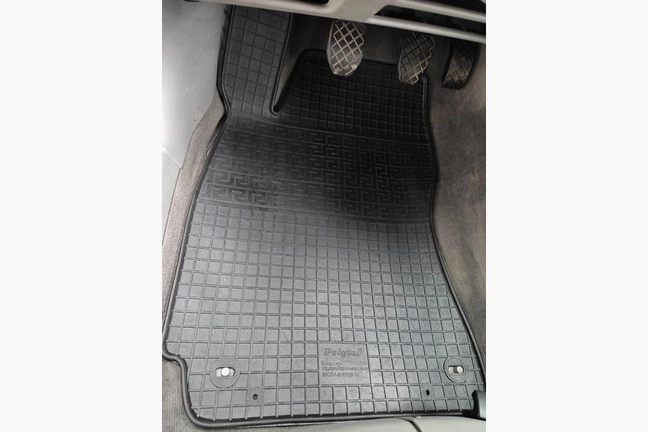 Volkswagen Passat B5 1997-2005 Tapis en caoutchouc (4 pcs, Polytep) Photo 1