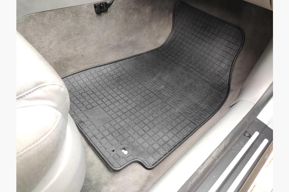 Volkswagen Passat B5 1997-2005 Tapis en caoutchouc (4 pcs, Polytep) Photo 3
