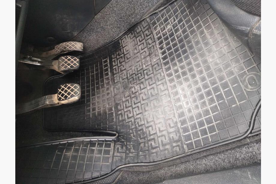Seat Cordoba 2000-2009 Tapis en caoutchouc (4 pcs, Polytep) Image
