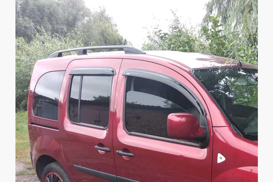 Renault Kangoo 2008–2020 Barres de toit Skyport (noires) Image
