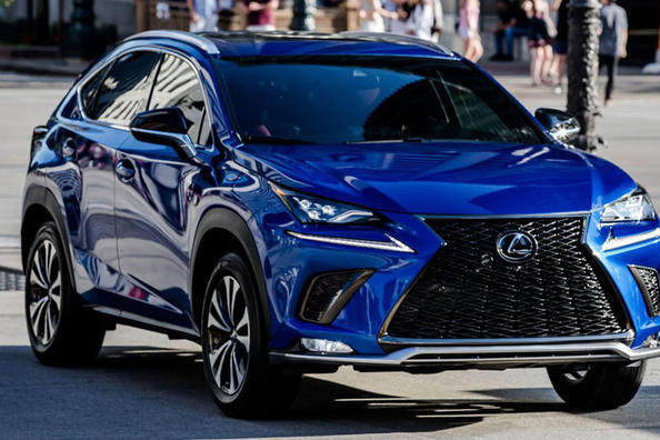 Examen de la prime de crossover Lexus NX 200