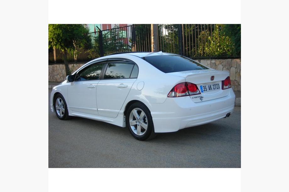 Honda Civic Sedan VIII 2006-2011 Spoiler Kalin (apprêté pour peinture) Photo 2