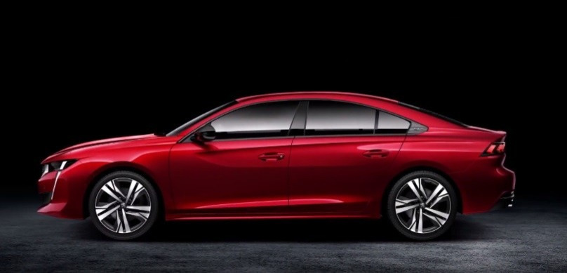 La nouvelle Peugeot 508: changement de leader français de la famille