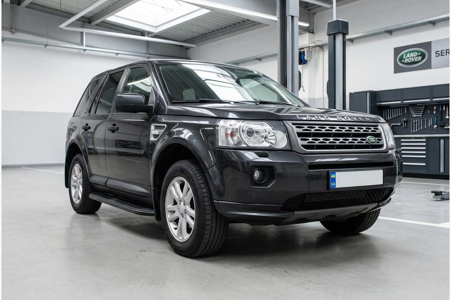 Land Rover Freelander II 2006–2014 Marchepieds Latéraux Tayga Black (2 pcs, Aluminium) Photo 1