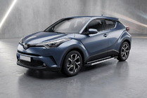 Toyota C-HR 2016-2023 Marchepieds Latéraux RedLine V1 (2 pcs, Aluminium) photo 1