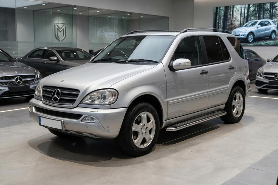 Mercedes ML W163 1997-2005 Marchepieds Latéraux Maydos V2 (2 pcs, Aluminium & Inox) Image