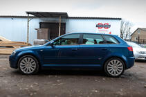 Audi A3 2003-2012 Moulures inférieures de vitre inox photo 2