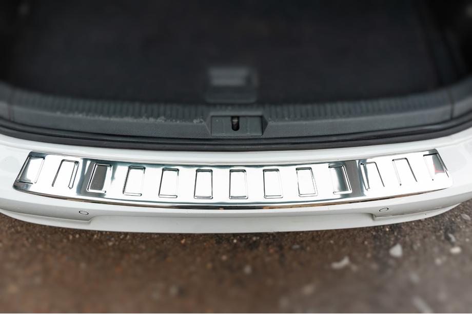 Volkswagen Golf 7/E-Golf 2012-2020 Protection de Pare-chocs Arrière Carmos Inox Break Photo 2