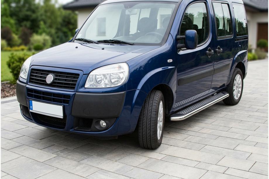 Fiat Doblo I 2005-2010 Marchepieds Latéraux Maydos V2 (2 pcs, Aluminium & Inox) Base Standard Photo 1